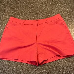WHITE HOUSE BLACK MARKET - size 14 shorts